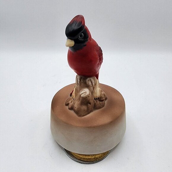 Vintage Gorham Red Cardinal on a branch Wind up porcelain music box - Picture 2 of 9